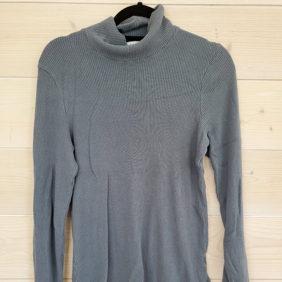 Sweater Rib Turtleneck - Never worn - Picture 2 of 5